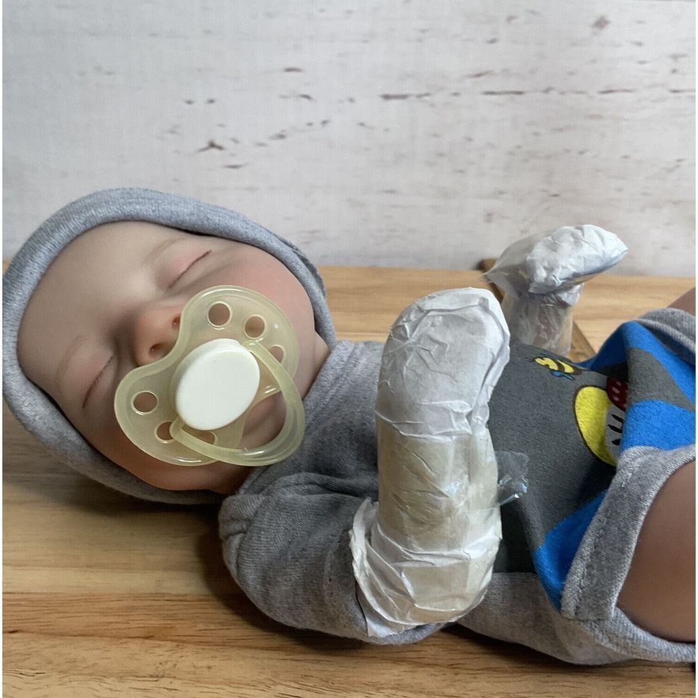 Real Life Like Reborn Baby Doll Newborn Dolls Boy Vinyl‎ Silicone Handmade Gift